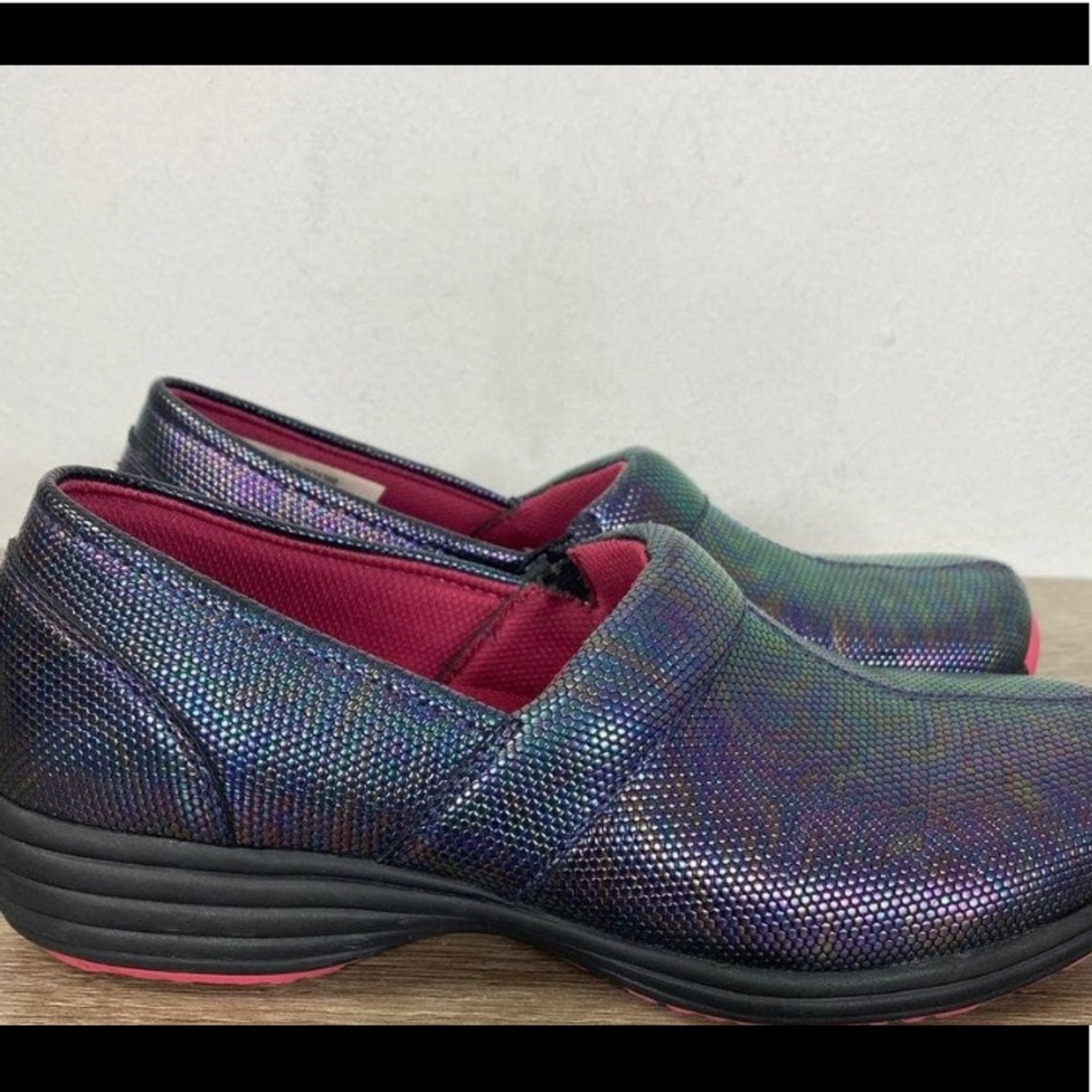Sanita - Iridescent Clogs - Women's 8 - 466505